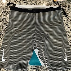 Nike Men's Aeroswift Dri-FIT ADV Running 1/2-Length Tights